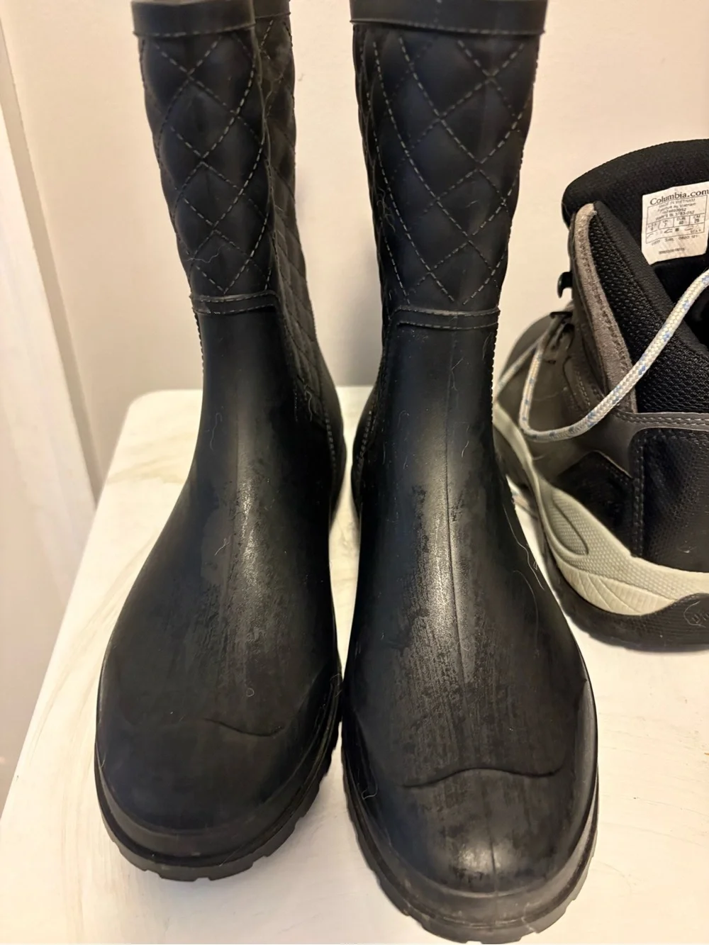 Quilted Black Rain Boots size 9